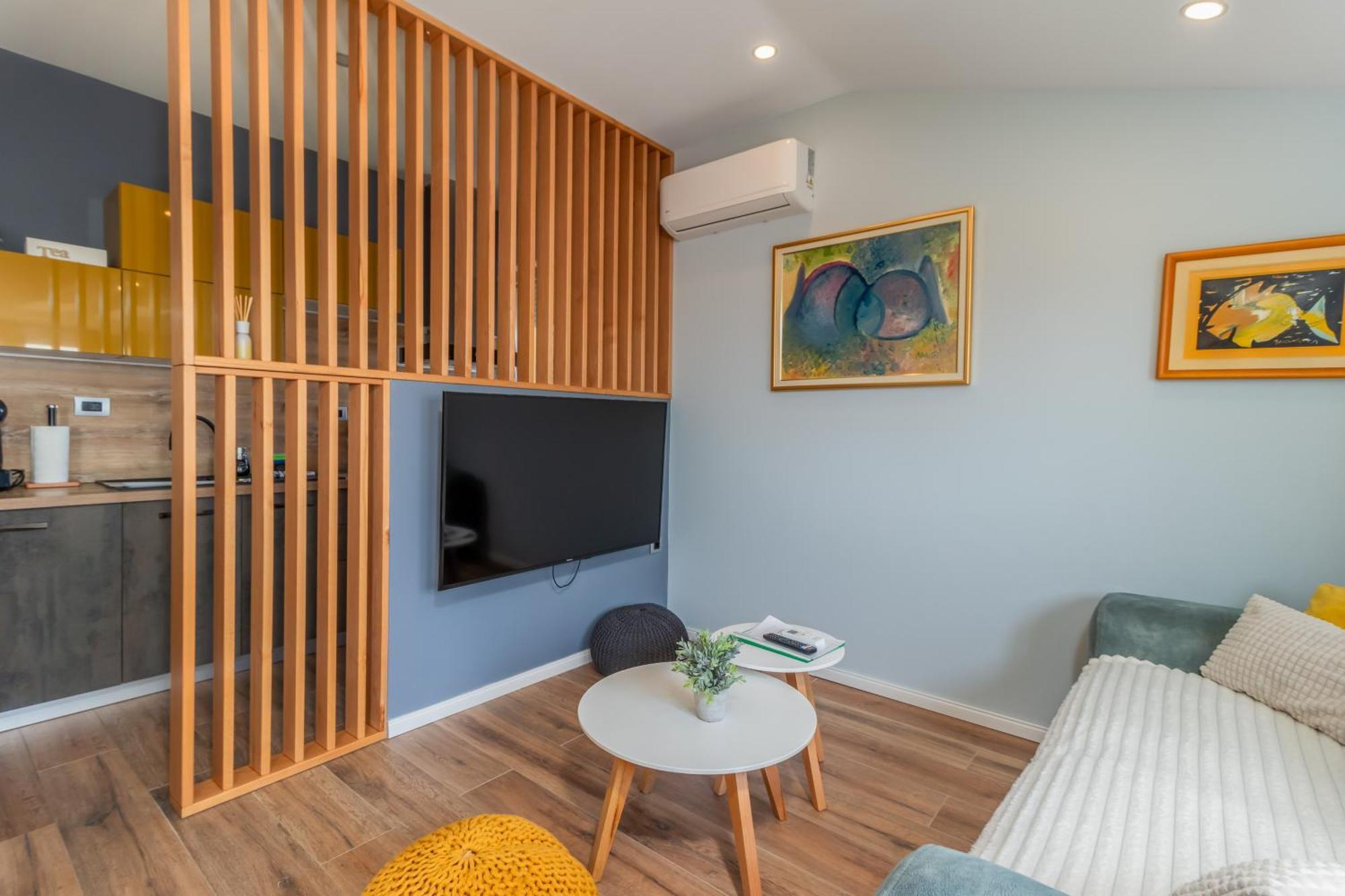 Adastra Apartments With Private Parking And Floor Heating Рийека Екстериор снимка