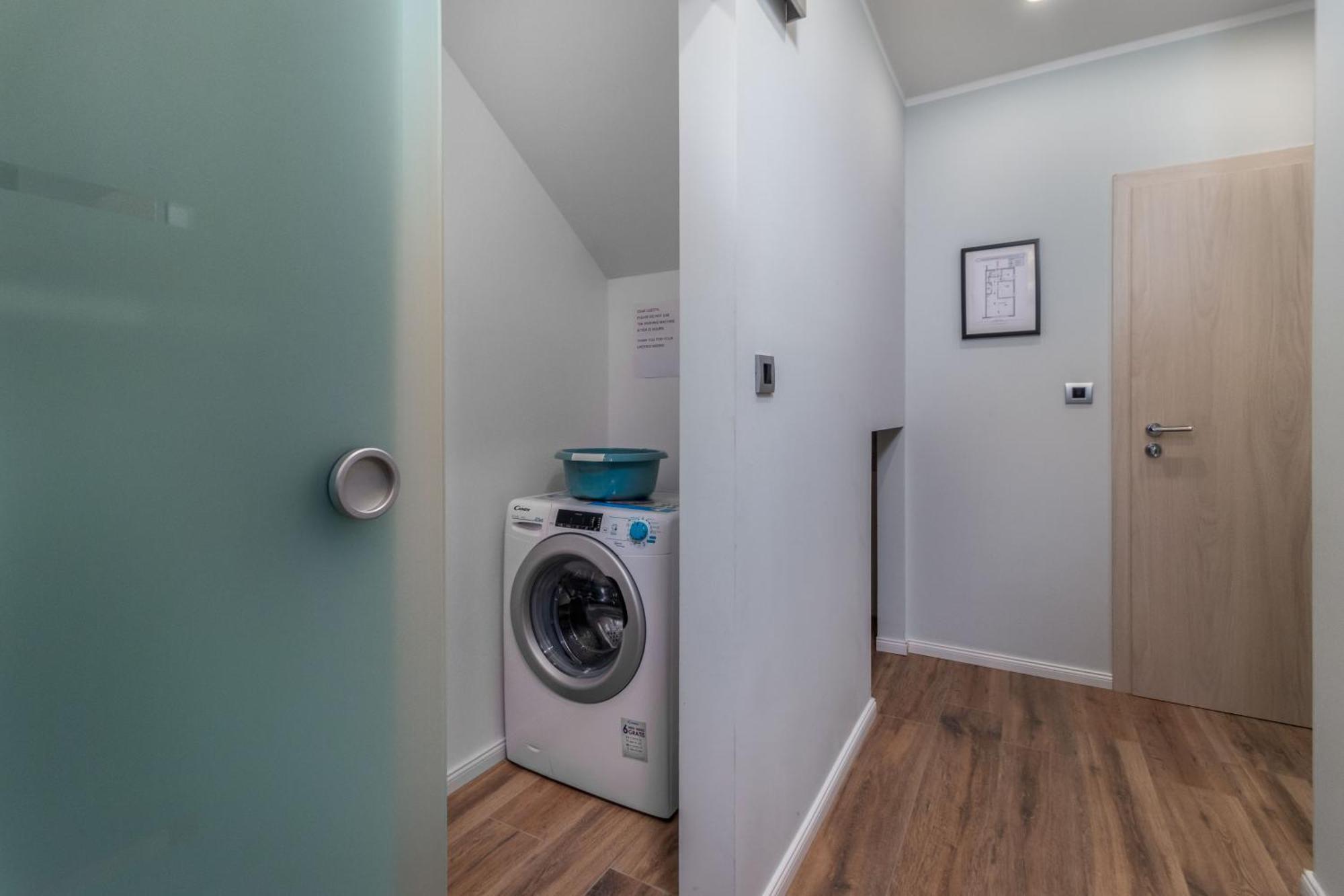 Adastra Apartments With Private Parking And Floor Heating Рийека Екстериор снимка